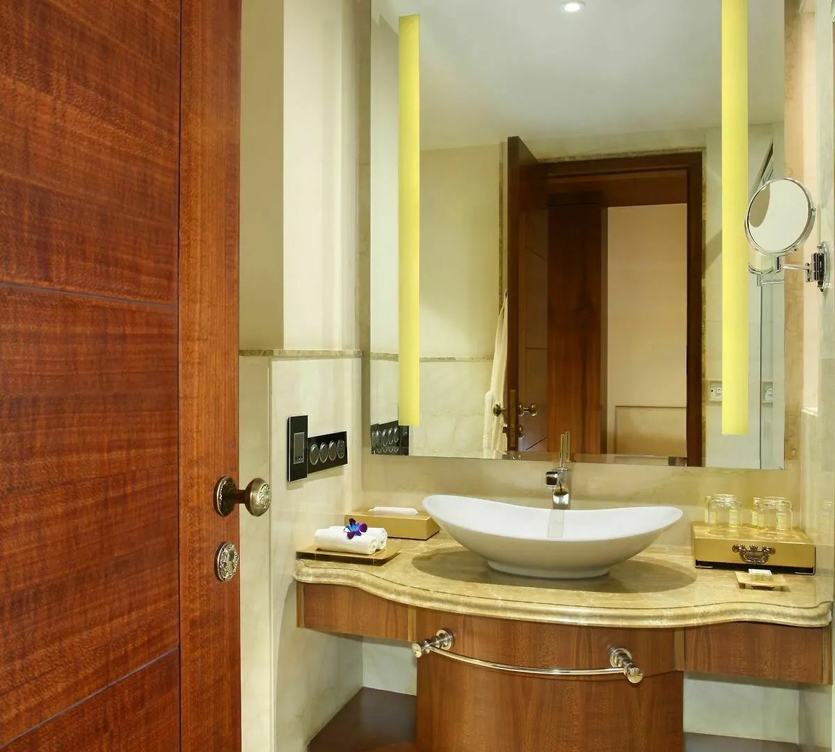 Seven Seas Hotel Delhi   Delhi (National Capital Territory of India)